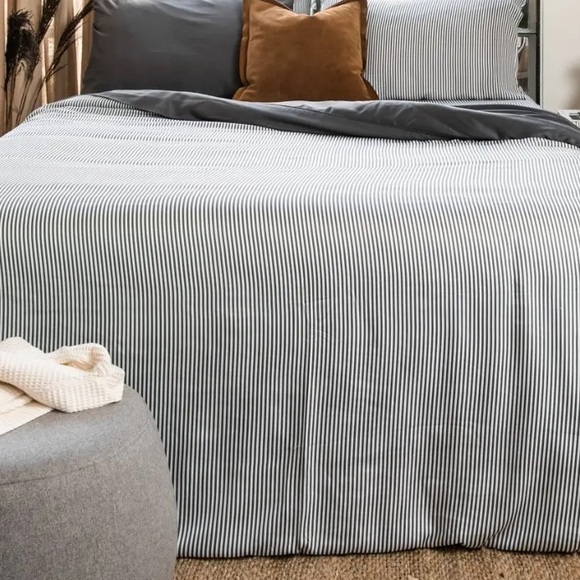 NEW Ettitude Sateen Bamboo Lyocell Duvet Cover Striped Organic Cotton - Picture 2 of 9